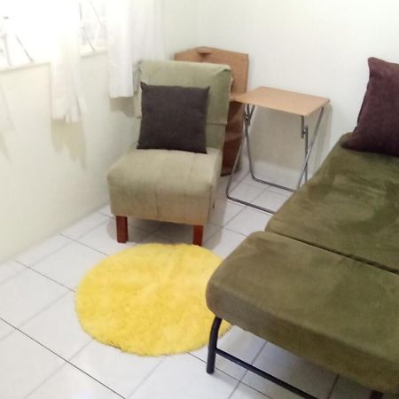 Cozy & Comfy Apartment Портмор Екстериор снимка