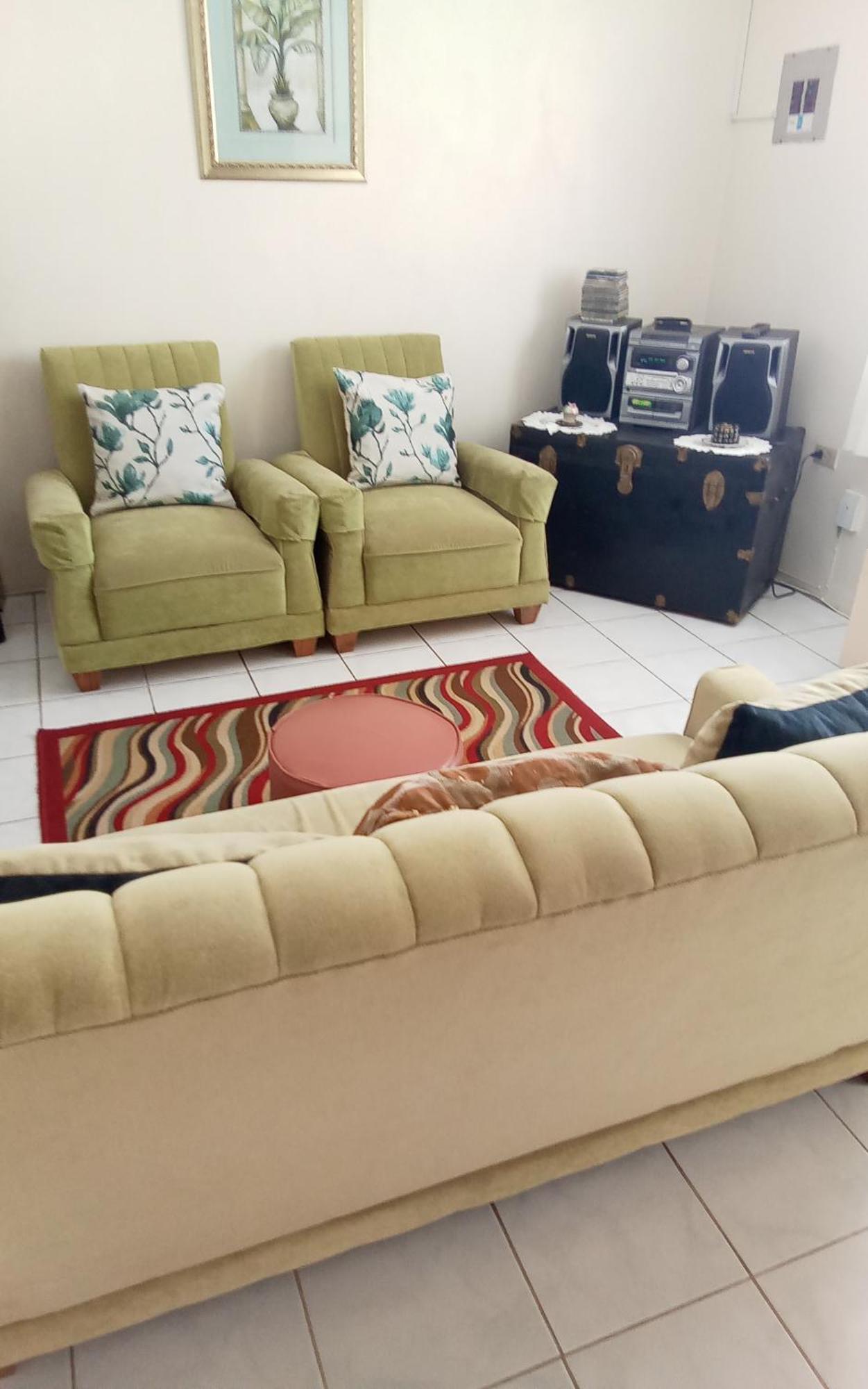 Cozy & Comfy Apartment Портмор Екстериор снимка