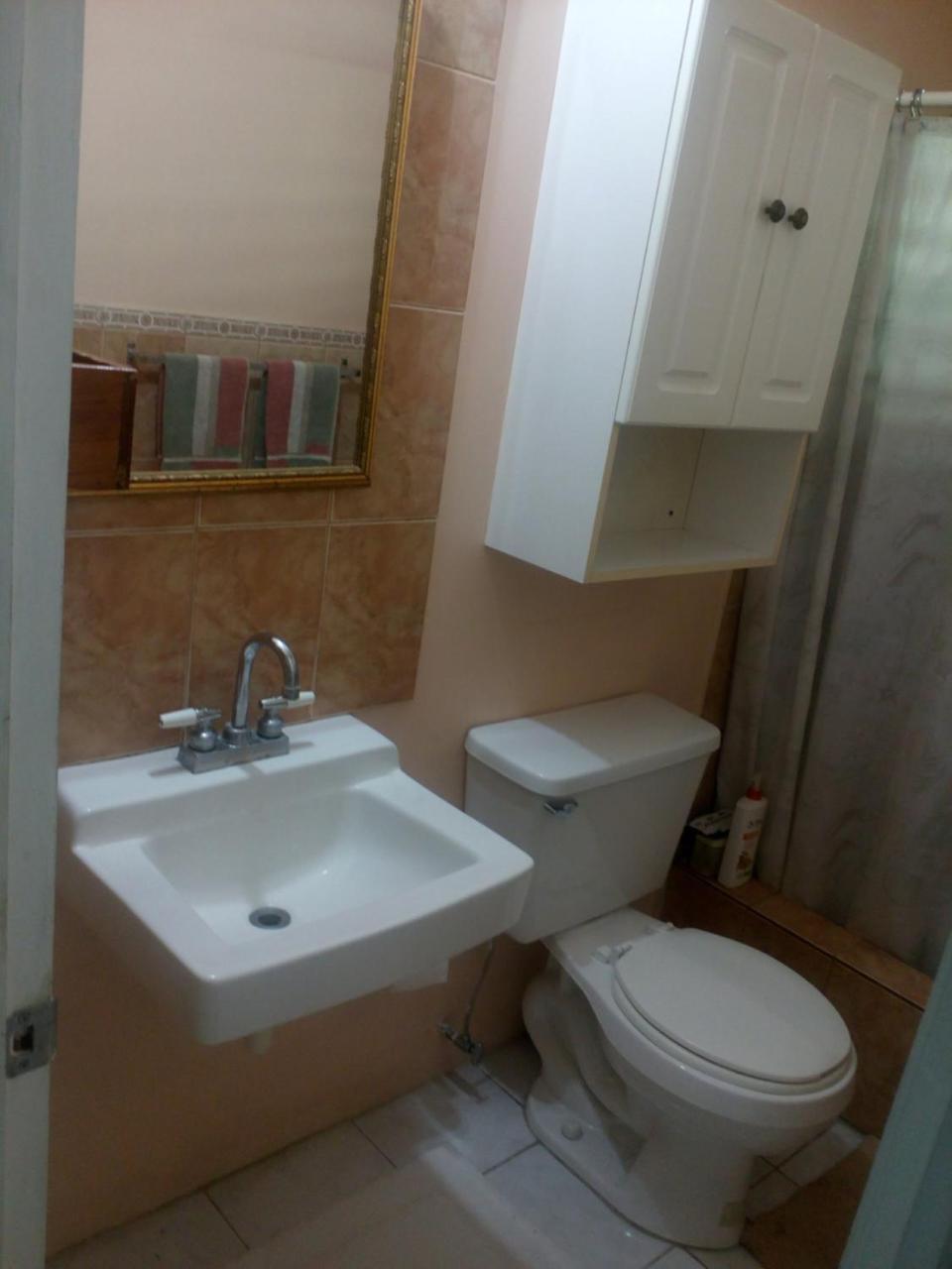 Cozy & Comfy Apartment Портмор Екстериор снимка
